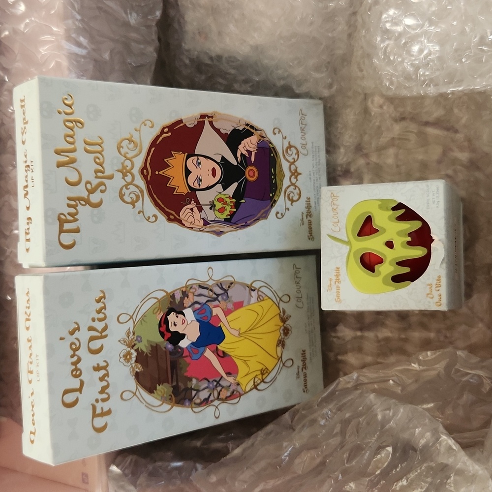 Colourpop Snow White Collection - Picture 5 of 7